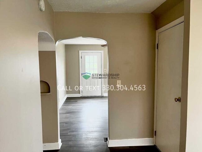 Photo - 133 Catherine St