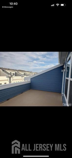 Photo - 302 South Dr