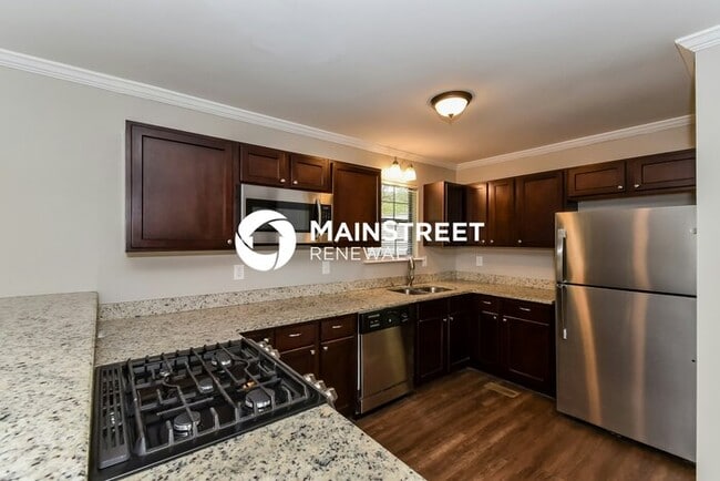 Photo - 5 Bedroom Pet-Friendly Home in DALLAS, GA with Main Street Renewal