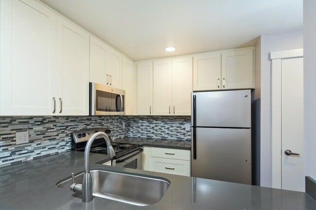 Photo - 11109 NE 128th St Unit F202