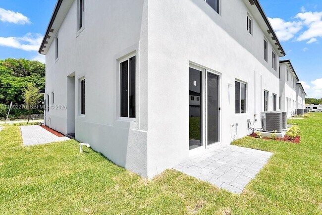 Photo - 22431 SW 125th Ave