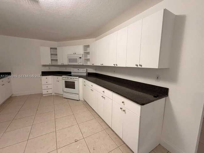 Building Photo - 1451 Egret Rd
