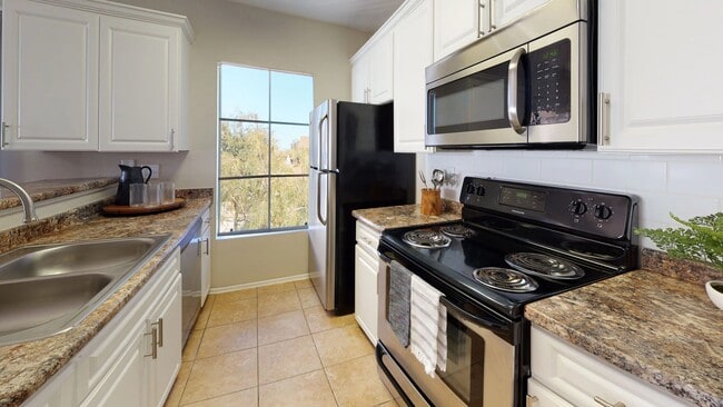 We present to you our kitchens boasting all stainless-steel appliances for a fresh, modern look.