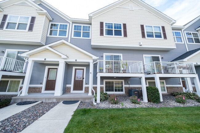 Building Photo - 9690 Independence Cir Rental