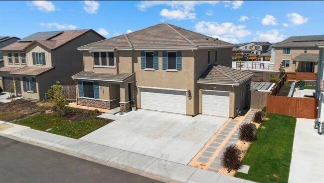 Photo - 2851 Ski Bch St