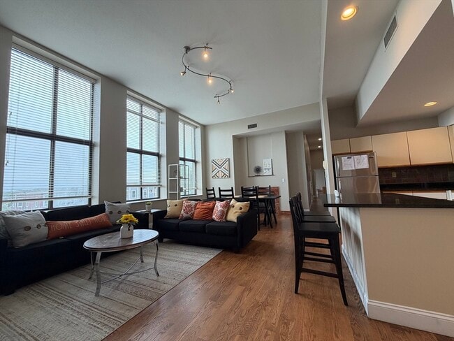 Photo - 841 Parker St Unit 306