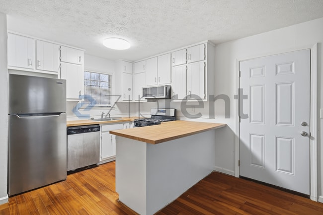 Photo - 5893 N Castlegate Dr