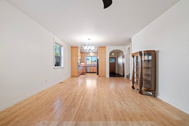 Photo - 1172 W 27th Pl