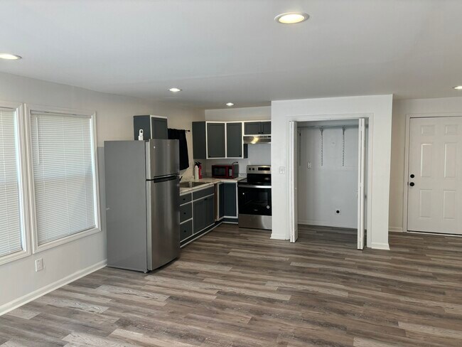 Photo - 2824 Watts Rd