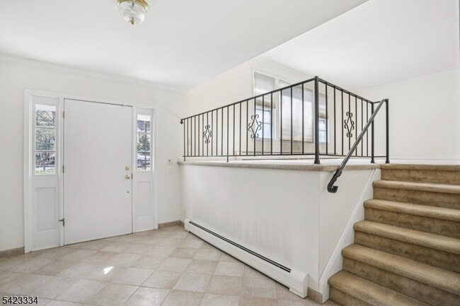 Photo - 2 Eisenhower Rd