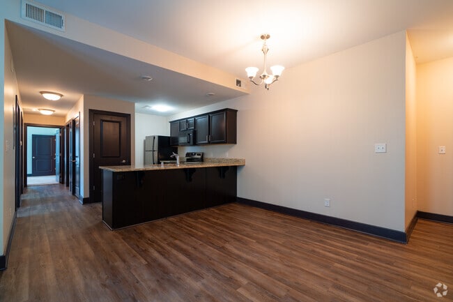 3BR, 2BA - 1,217SF - Dining Room
