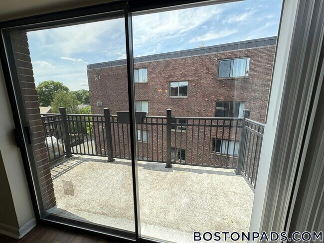 Photo - 16 Whites Ave Unit 64