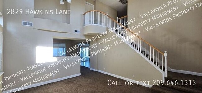 Photo - 2829 Hawkins Ln