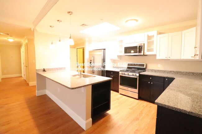 Photo - 286 Main St Unit 104