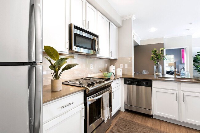 Photo - 11915 Stonehollow Dr Unit 1023