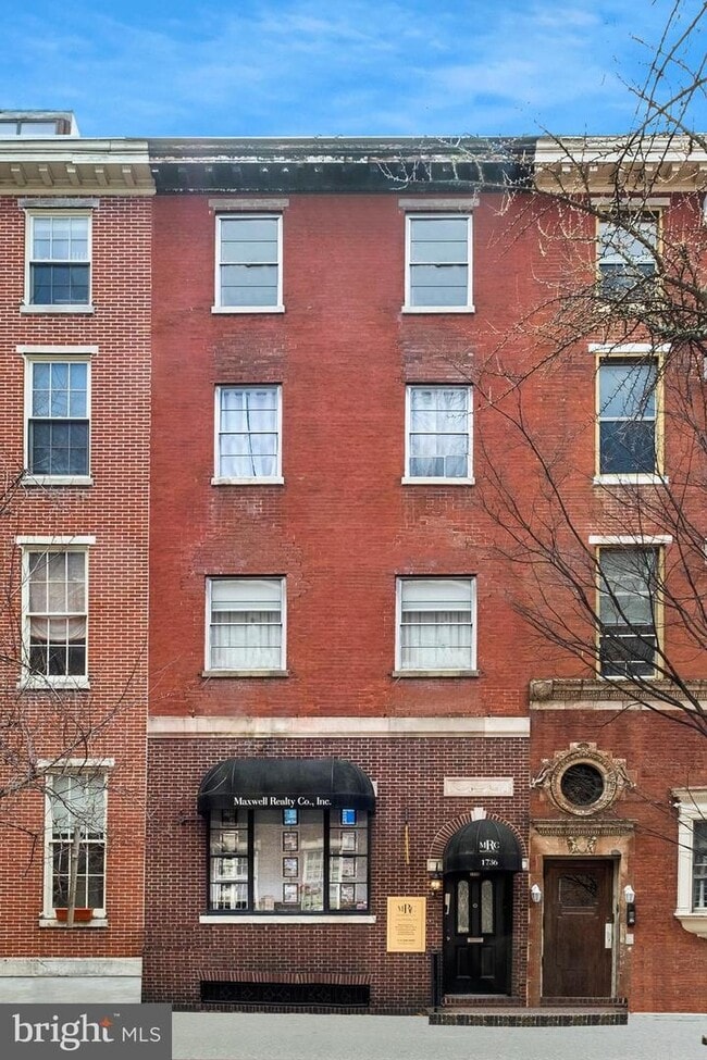 Photo - 1736 Pine St Unidad 3R