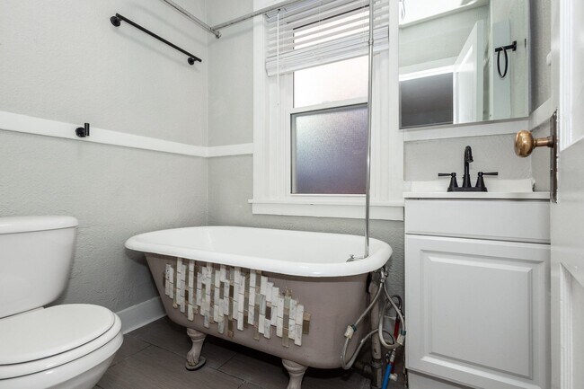 Photo - 1630 Pennsylvania