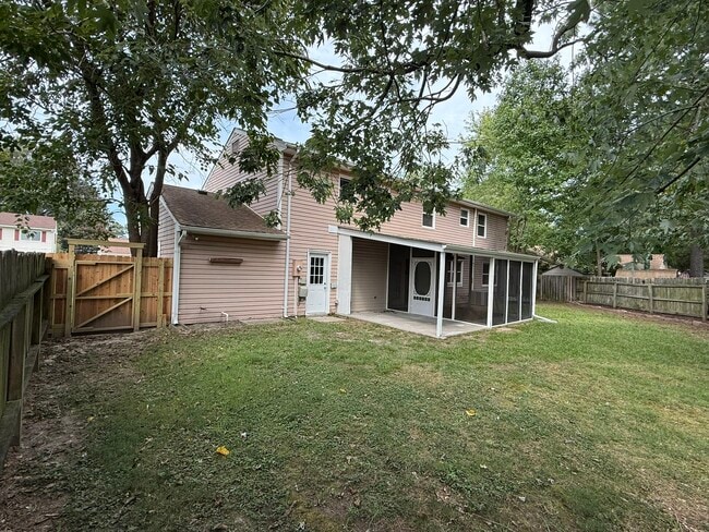 Photo - 3784 Strathmoor Cir