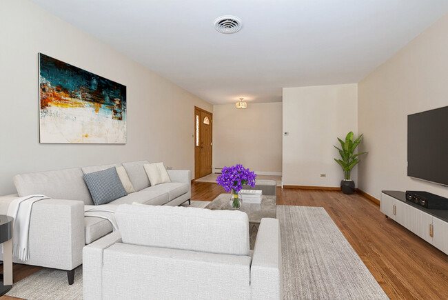 Photo - 10012 S Komensky Ave