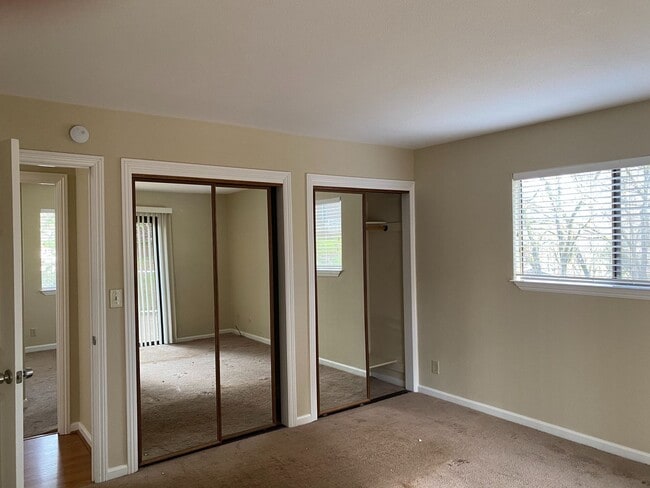 Photo - Adorable 3/2 on corner lot In Lake of the Pines