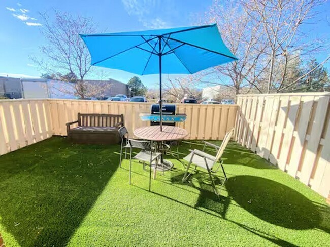 Photo - Large 3 bedroom, 2 bathroom peaceful condo