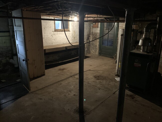 Photo - 113 Guilden St