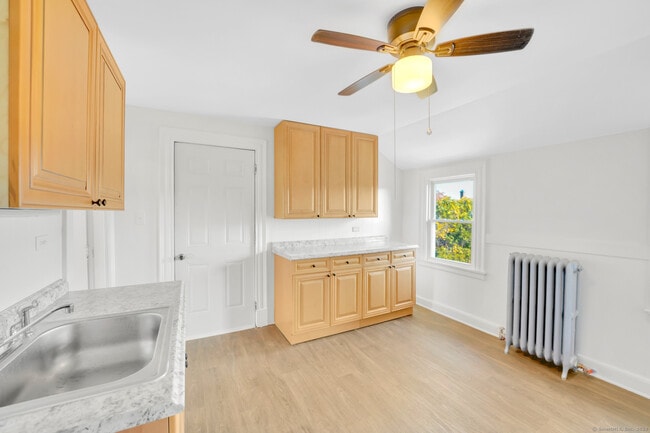 Photo - 11 Southview St Unit 3