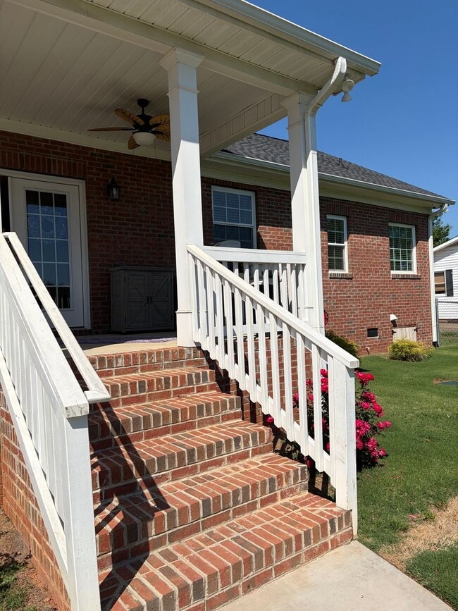 Photo - Fantastic Location & Price