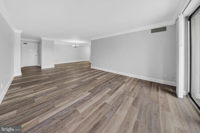 Photo - 4977 Battery Ln Unidad 414