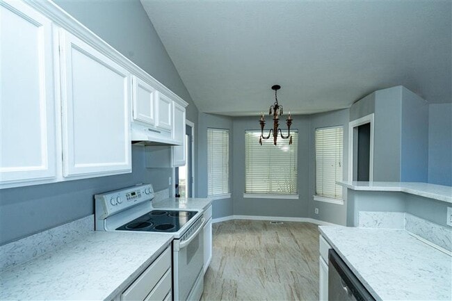 Photo - 358 Steep Mountain Dr