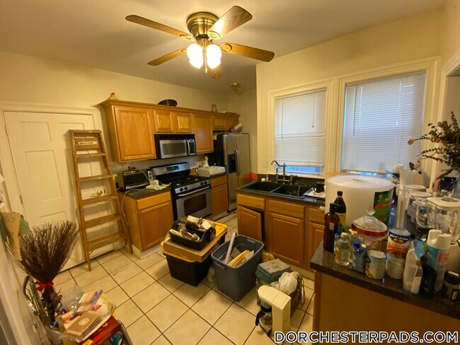 17 Park View St