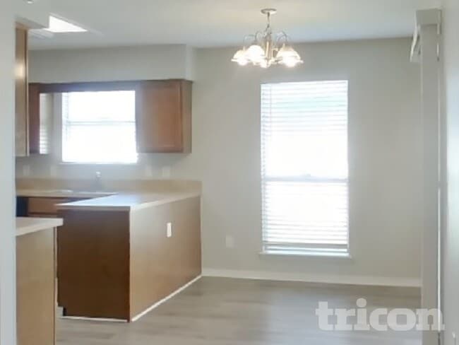 Photo - 6747 Long Meadow Cir S