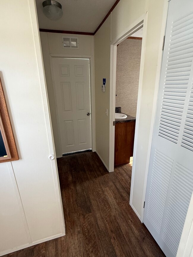 Photo - 28 Horner Dr