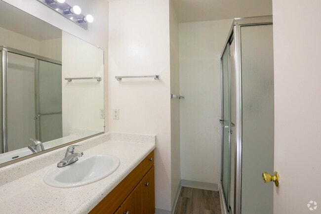 2BR, 2BA - 985SF - Almaden 1930