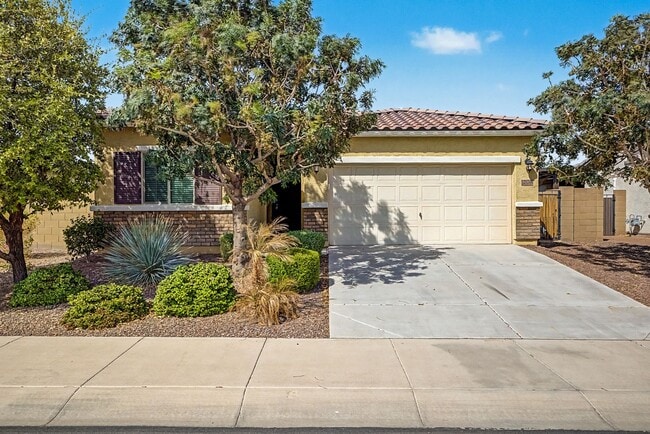 Building Photo - 21248 W Palm Ln