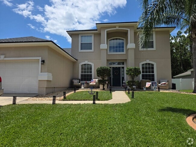 Building Photo - Large Home On Cul-De-Sac!