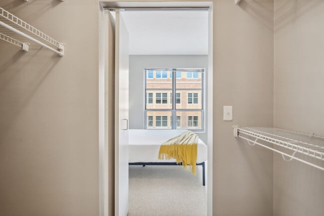 Photo - 616 Washington Ave S Unidad ID1014619P