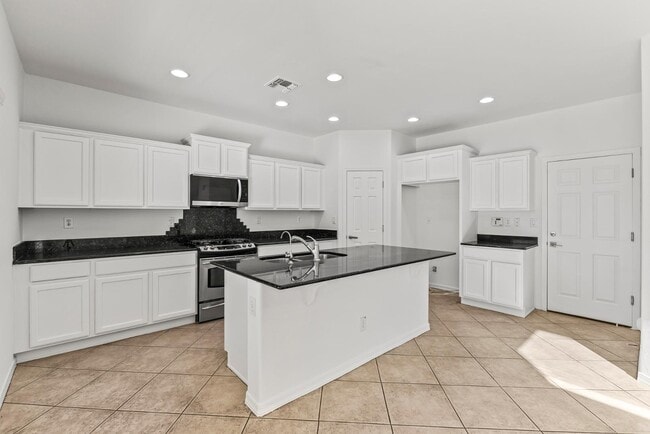 Photo - 2535 W Lucia Dr