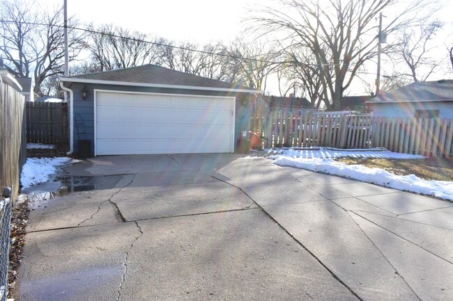 Photo - 1524 5th Ave S