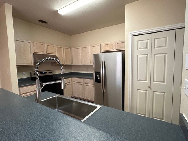 8710 Weiser Dr Unidad 8710 Weiser RD #A (Owner Managed)