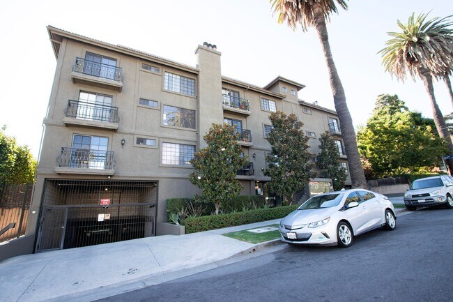2123 Rodney Dr