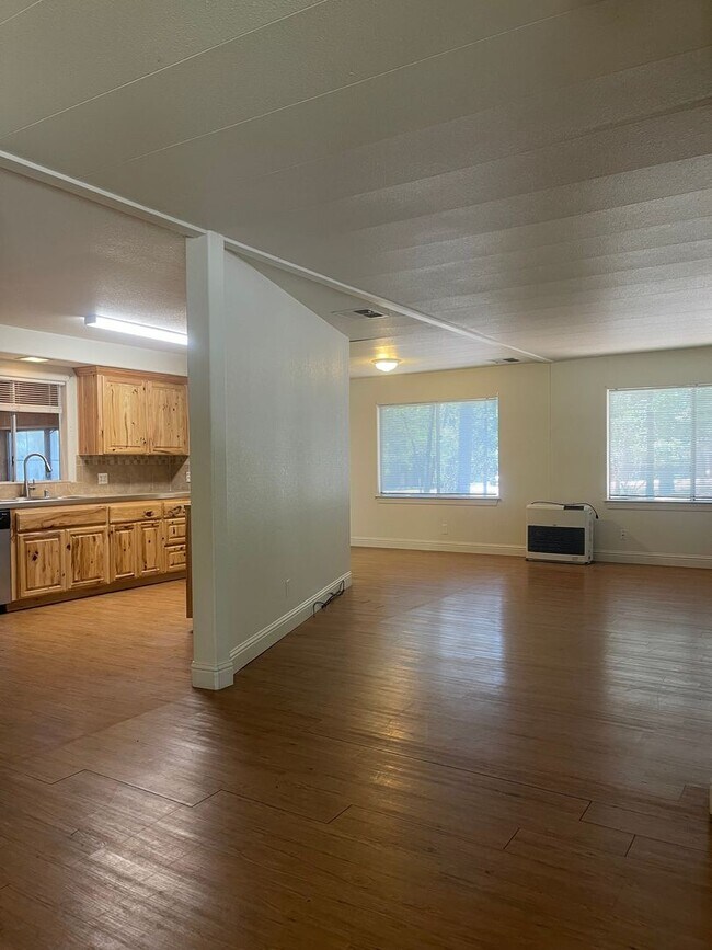 Photo - SHASTA FOREST VILLAGE / MANUFACTURED 2 BED 2 BATH HOME IN SHINGLETOWN