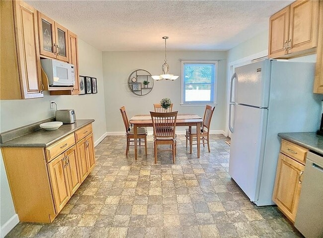 Photo - 60 Willow St