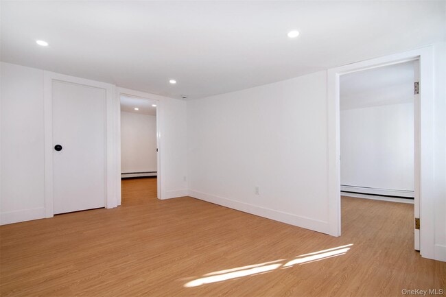 Photo - 9 N Buckhout St Unit 1