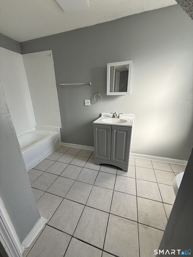 Photo - 74 Branch St Unit 3rd Floor