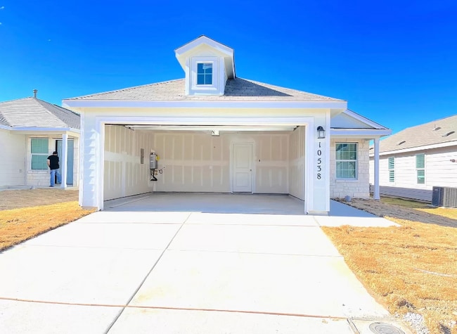 Photo - 10538 Varmus Dr