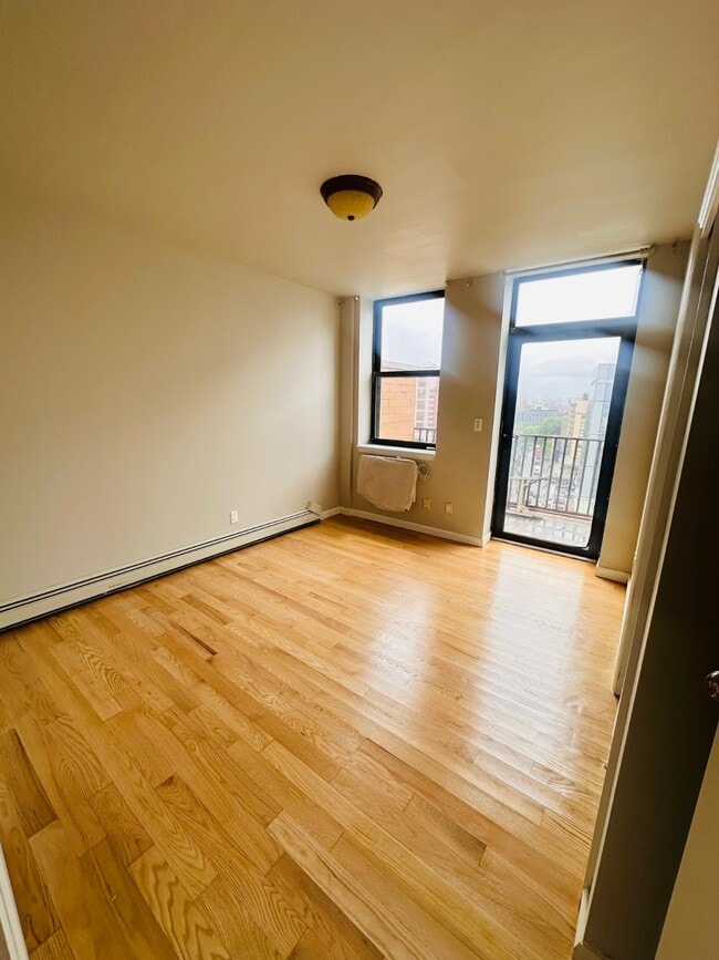 Photo - 36-36 Prince St Unit 11E