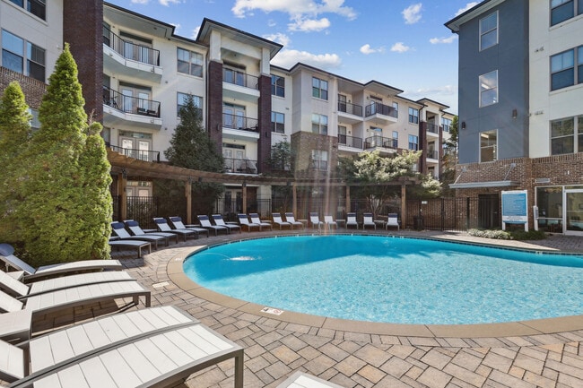 One Metrocenter
