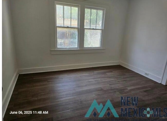 Photo - 307 N Mesquite St