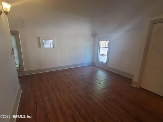 Photo - 3114 Riverside Ave